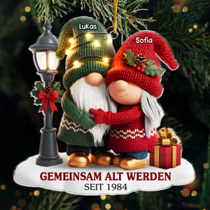 Personalisiertes Gnom-Acryl-Ornament – Jubiläums-, Weihnachts- & Hochzeitsgeschenke für Ehemann & Ehefrau – Unsere Geschichte Ist Für Immer Schön