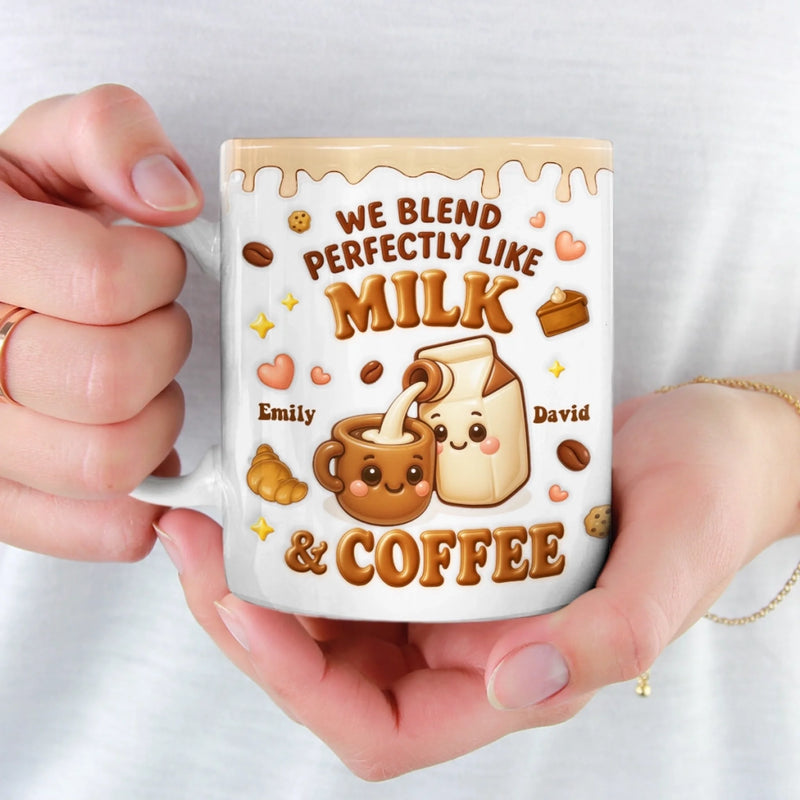 Personalisierte Tasse mit 3D-Reliefeffekt – Individuelles Jubiläums- oder Hochzeitsgeschenk für Ehemann und Ehefrau, für ihn und sie – „Wir passen perfekt zusammen wie Milch und Kaffee“