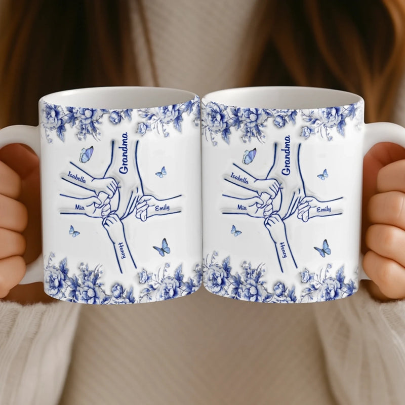 Personalisierte Tasse mit 3D-Reliefeffekt – Individuelles Geburtstagsgeschenk für Mama oder Oma – „Hand in Hand durchs Leben“