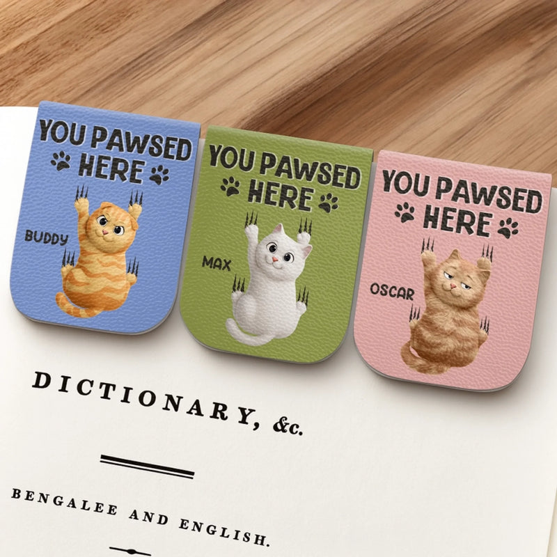 Personalisierbares Leder-Magnet-Lesezeichen – Geschenk für Bücherliebhaber, Leseratten sowie Katzenmamas und -papas – „Verloren in Kapiteln“