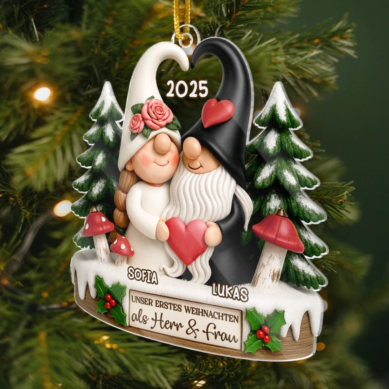 Personalisiertes Acryl-Ornament – Jubiläums-, Weihnachts- & Hochzeitsgeschenke für Ehemann & Ehefrau – Liebe kennt keine Gnome-Grenzen