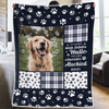 Personalisierte Foto-Decke – Personalisierte Weihnachts-Erinnerungs- und Mitgefühlsgeschenke für Hunde und Katzen – Pfoten Hinterlassen Spuren In Unseren Seelen