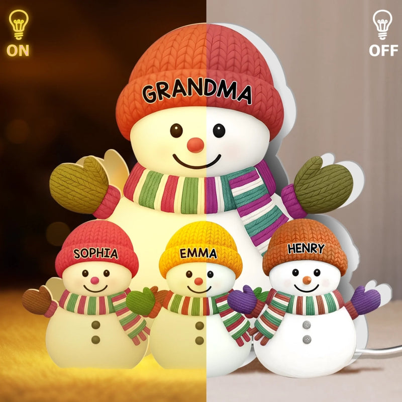 Maßgefertigte Schneemann-Lichtbox – Personalisiertes Weihnachts- oder Geburtstagsgeschenk für Großvater und Großmutter – Eine fröhliche Schneemann-Familie