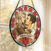Benutzerdefinierter Foto-Buntglasfenster-Suncatcher – Personalisierte Jubiläums- und Hochzeitsgeschenke für Ehemann und Ehefrau, Ihn und Sie – Eine Liebe, von Rosen gerahmt