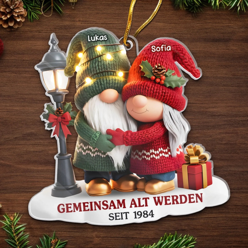 Personalisiertes Gnom-Acryl-Ornament – Jubiläums-, Weihnachts- & Hochzeitsgeschenke für Ehemann & Ehefrau – Unsere Geschichte Ist Für Immer Schön