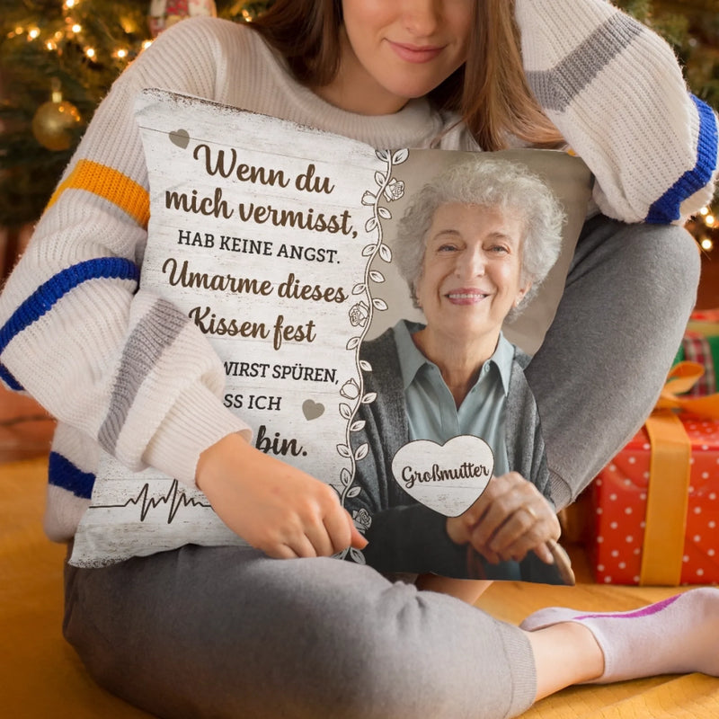 Personalisiertes Foto Deine Liebe bleibt unser größter Schatz – Personalisiertes Gedenkkissen – Trauergeschenk für Familienmitglieder