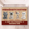 Individuelle Dekomatte Für Zuhause – Personalisierte Geburtstagsgeschenke Für Katzenliebhaber, Katzenmama Und Katzenpapa – Verwöhnte Katzen Und Ihr Hauspersonal Wohnen Hier