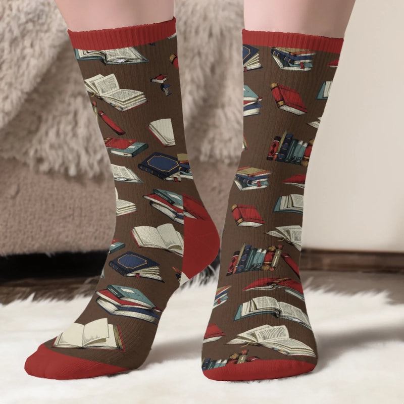 Personalisierte Crew-Socken – Personalisierte Buch-Geschenke für Bücherliebhaber, Leseratten und Vielleser – Nur Noch Ein Kapitel