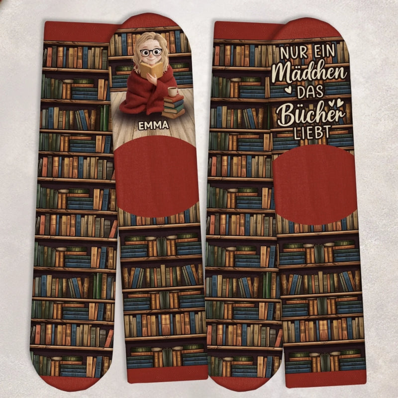 Personalisierte Crew-Socken – Personalisierte Buch-Geschenke für Bücherliebhaber, Leseratten und Vielleser - Nur Ein Mädchen, Das Seiten Umblättert