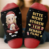 Personalisierte Crew-Socken – Individuelle Weihnachts- und Geburtstagsgeschenke für Frauen und Männer – Verliebt in eine Hallmark-Handlung