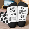 Personalisierte Socken – Personalisierte Weihnachts- und Geburtstagsgeschenke für beste Freundinnen, Schwestern, die Familie und dich selbst – Nur Ein Junge, Der Fussball Liebt