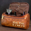 Personalisierte Leder-kulturtasche mit Gravur - Perfektes Geburtstagsgeschenk für Papa, Opa - Der Mann, Der Mythos, Die Legende