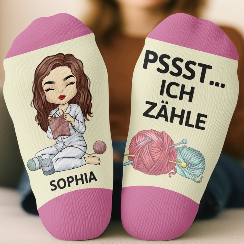 Personalisierte Socken – Personalisierte Geburtstagsgeschenke für Häkel- und Strickbegeisterte – Pssst, Ich Zähle