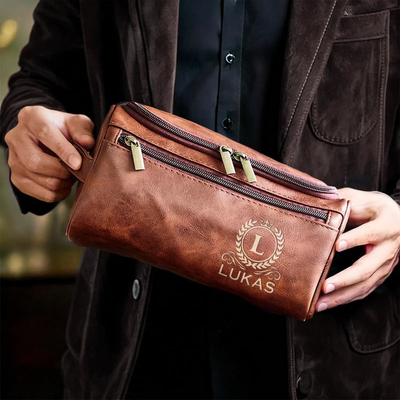Personalisierte Leder-kulturtasche mit Gravur - Personalisierte Weihnachts- und Geburtstagsgeschenke für Papa, Bruder, Sohn, Ehemann, Trauzeugin, beste Freunde – Ein Zeitloses Geschenk