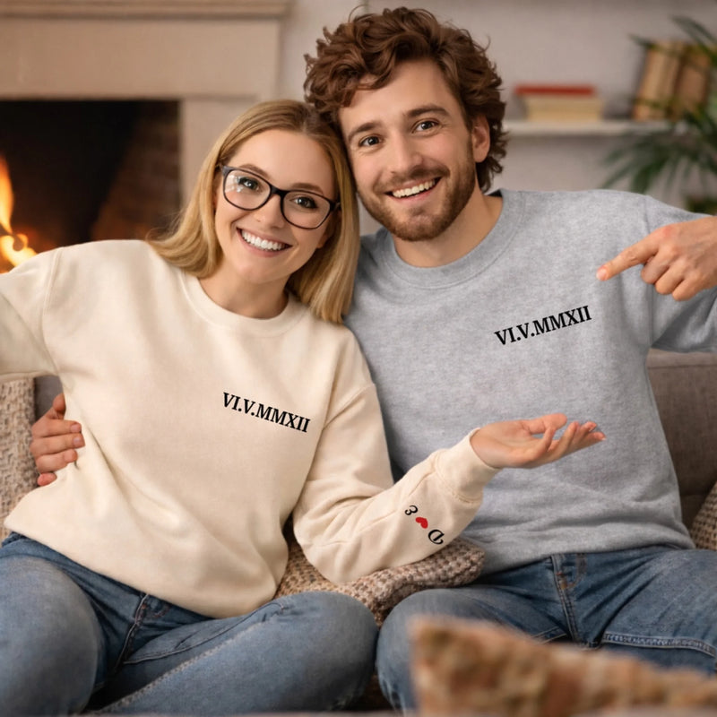 Personalisiertes Unisex-Sweatshirt mit Ärmeldesign – Geschenk für Ehemann/Ehefrau, Jahrestag – Echte Verbindungen, Von Herz zu Herz