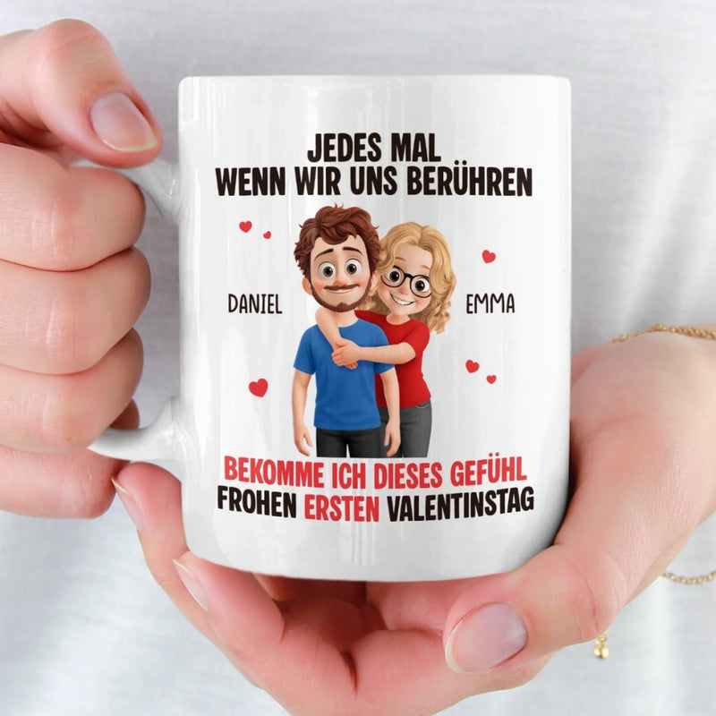 Benutzerdefinierte Tasse – Personalisierte Hochzeitsgeschenke zum Jahrestag für Ehemann und Ehefrau, Ihn und Sie – Frohen Ersten Valentinstag