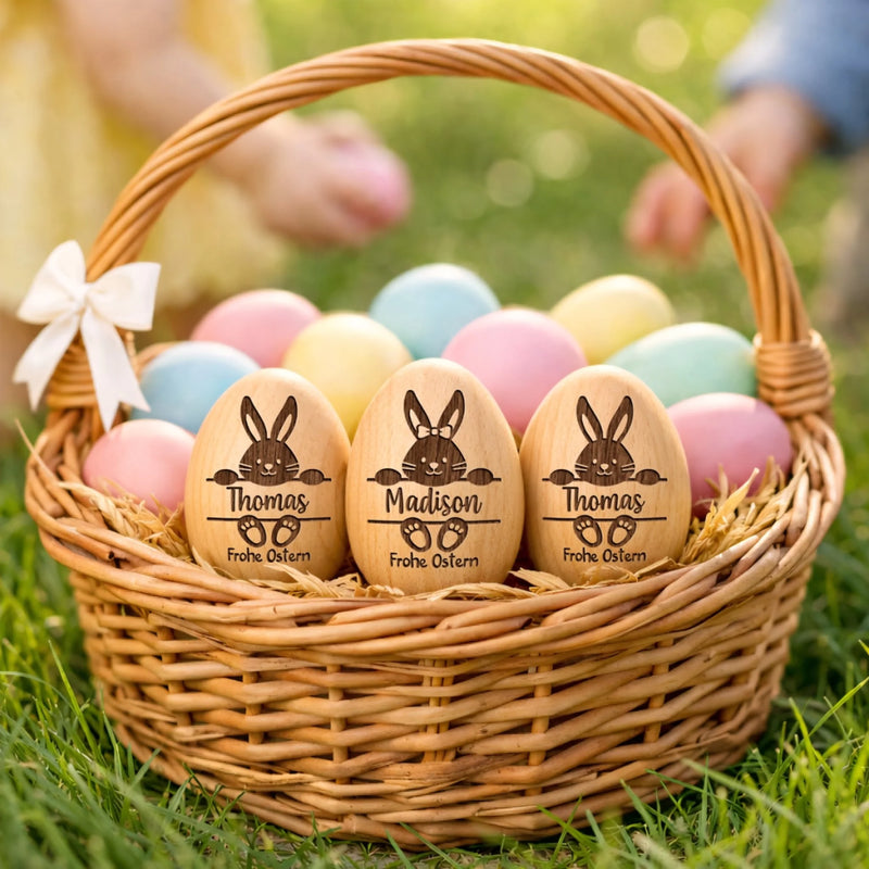 Personalisierter Eier-Shaker aus Holz – Ostergeschenk für Babys – Der Osterhase ist da
