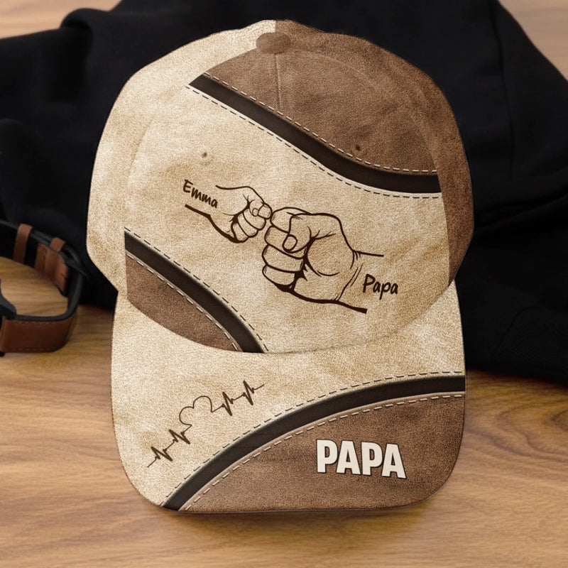 Personalisierte klassische Kappe mit Allover-print – Vatertagsgeschenk für Opa, Papa – Mein Zuhause heißt Papa