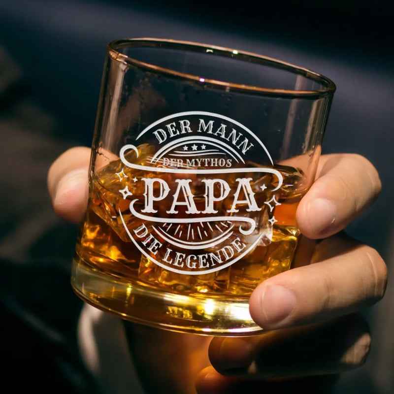 Personalisiertes Whiskyglas mit Boden- und Seiten-Gravur – Vatertagsgeschenk für Papa, Opa – Legenden Heissen Papa