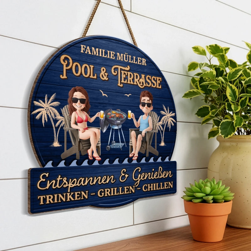 Personalisiertes Holzschild – Geschenk für Paare, Familie – Nur ein Pärchen und ein Pool