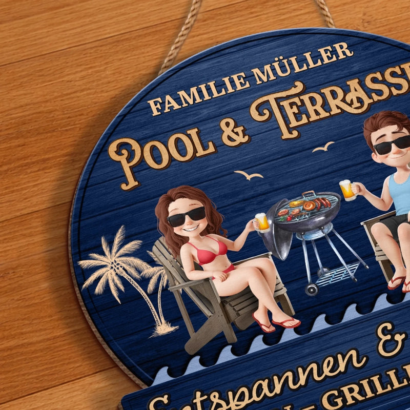 Personalisiertes Holzschild – Geschenk für Paare, Familie – Nur ein Pärchen und ein Pool