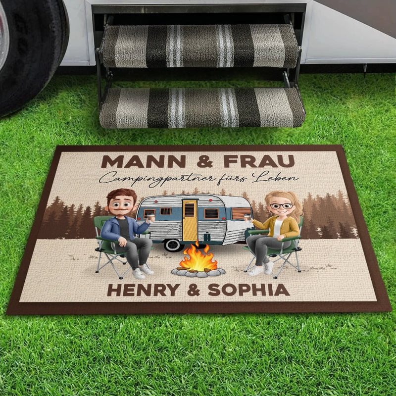 Personalisierte Fußmatte – Geschenk Für Camper & Campingpaare – Campingpartner fürs Leben