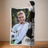 Personalisierte Affirmationsdecke, Hoodiedecke - Geschenk für Fußballfans, Sportfans – Kleiner Spieler, große Träume