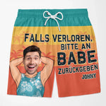 Personalisierte Partner-Badeshorts mit Foto – Sommergeschenk für Paare - Dieser Typ gehört zu Babe