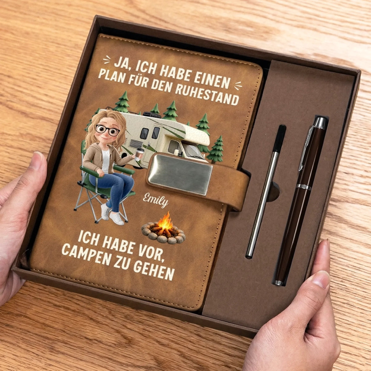 Personalisiertes Notizbuch aus PU-Leder – Geschenk Für Camper, Rentner – Endlich Zeit fürs Abenteuer