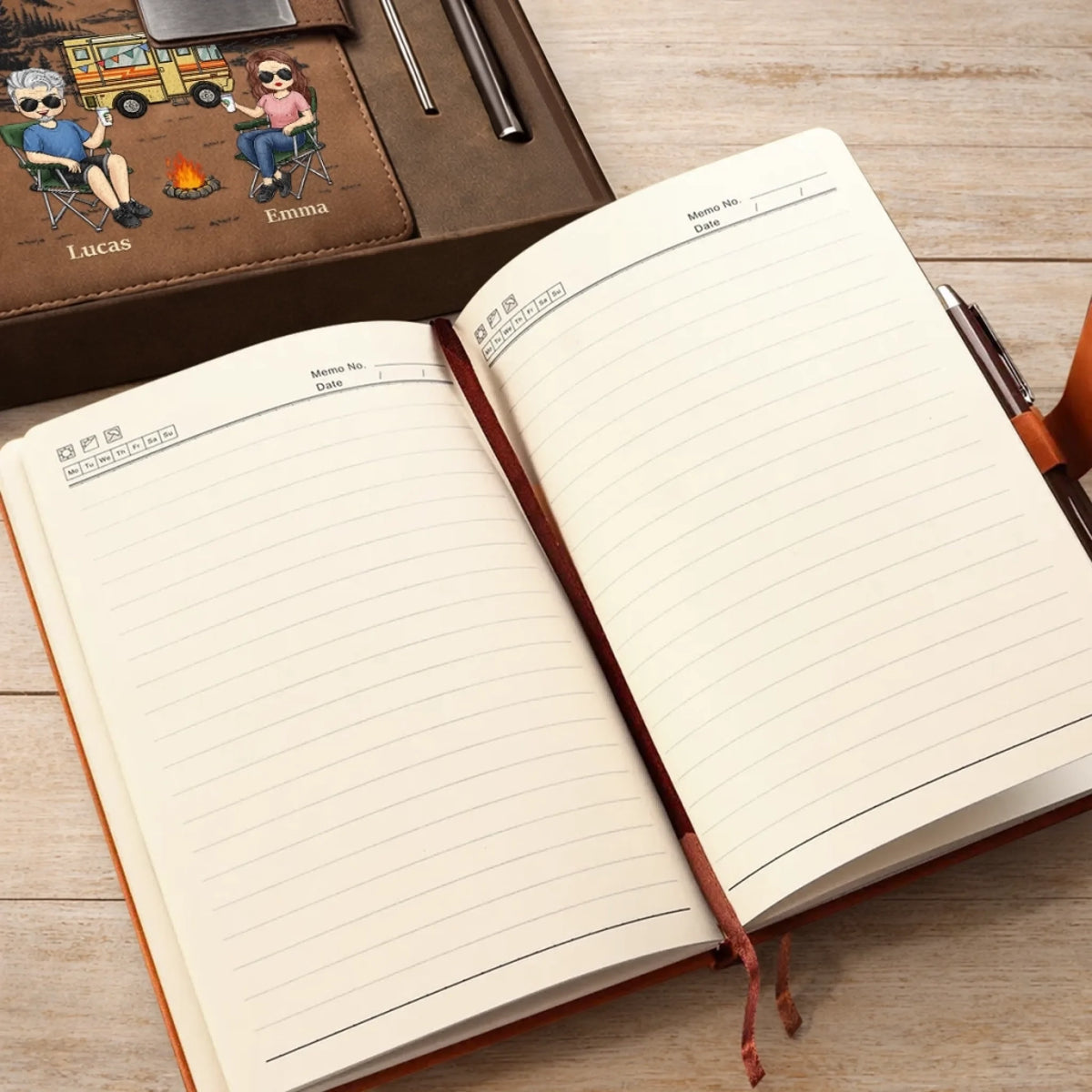 Personalisiertes Notizbuch aus PU-Leder – Geschenk Für Campingpaare – Campingpartner fürs Leben