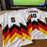Personalisiertes Fußballtrikot – Geschenk für Fußballfans, Sportfans – Fußball ist mein Leben