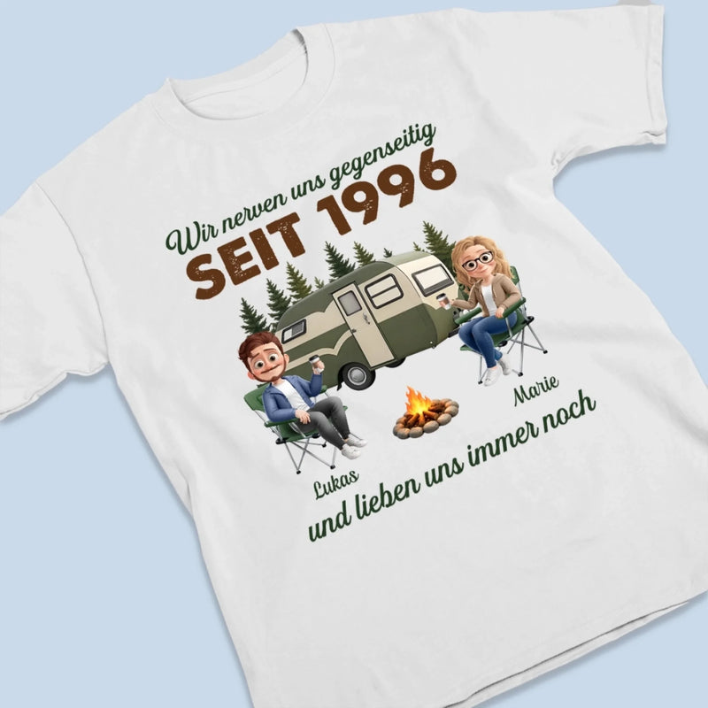 Personalisiertes Unisex-T-Shirt – Geschenk Für Campingpaare – Zusammen durch jedes Abenteuer