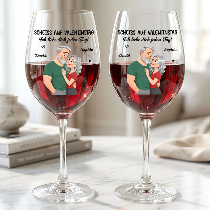 Personalisiertes Weinglas – Geschenk für Paare – Liebe braucht keinen Valentinstag