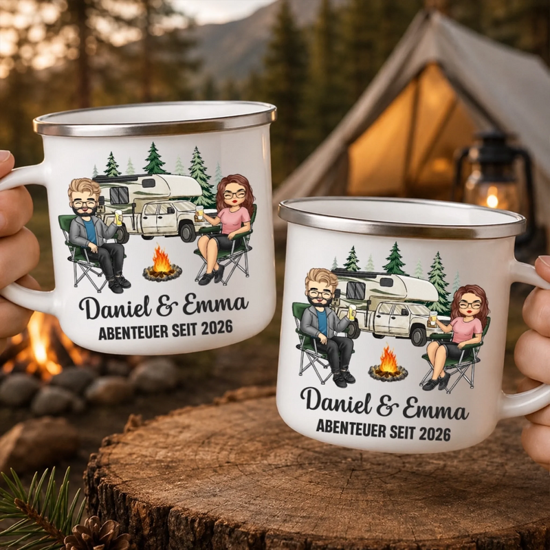 Personalisierter Emaille-Campingbecher – Geschenk für Campingpaare – Zwei Herzen, ein Abenteuer