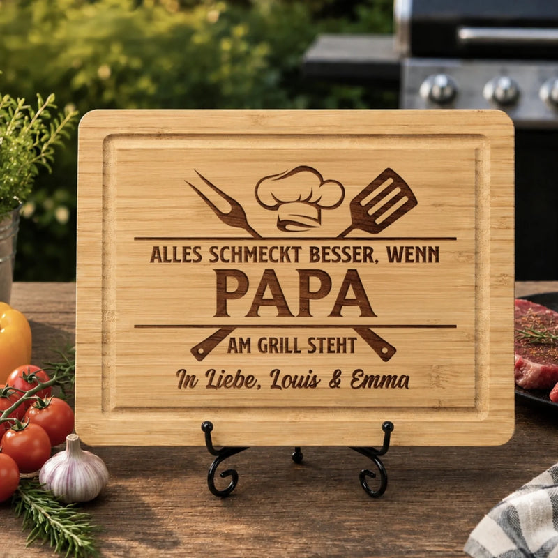 Personalisiertes graviertes Schneidebrett – Geschenk für Papa, Opa – Hier grillt der Chef