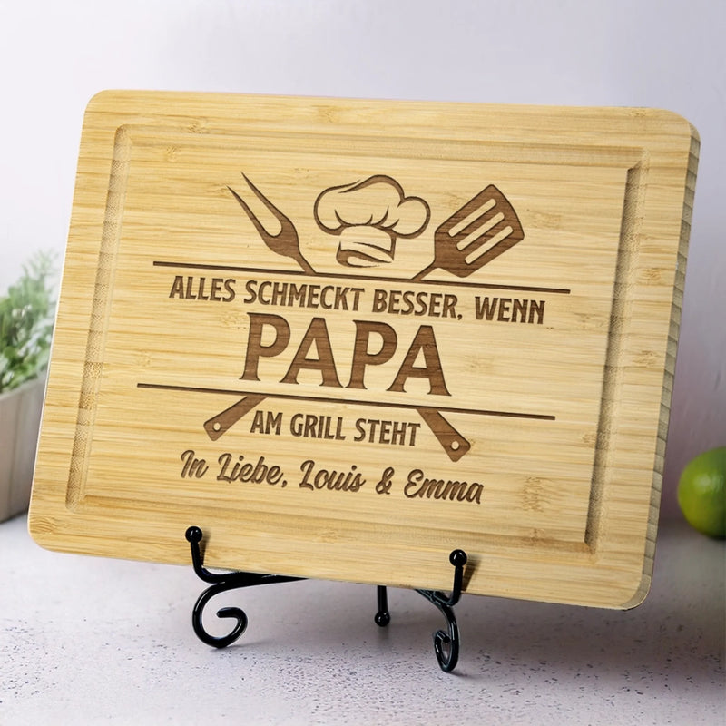 Personalisiertes graviertes Schneidebrett – Geschenk für Papa, Opa – Hier grillt der Chef