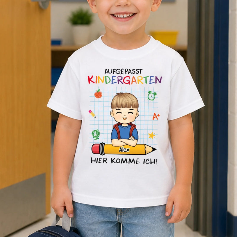 Personalisiertes Kinder-T-Shirt – Geschenk zur Einschulung – Auf zur Kita