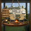 Personalisiertes Holzschild – Geschenk für Campingpaare – Unserem Campingplatz