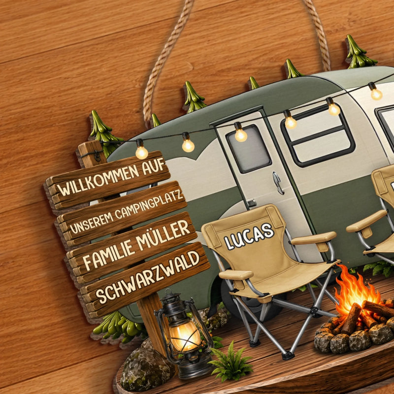 Personalisiertes Holzschild – Geschenk für Campingpaare – Unserem Campingplatz