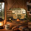 Personalisiertes Holzschild – Geschenk für Campingpaare – Unserem Campingplatz