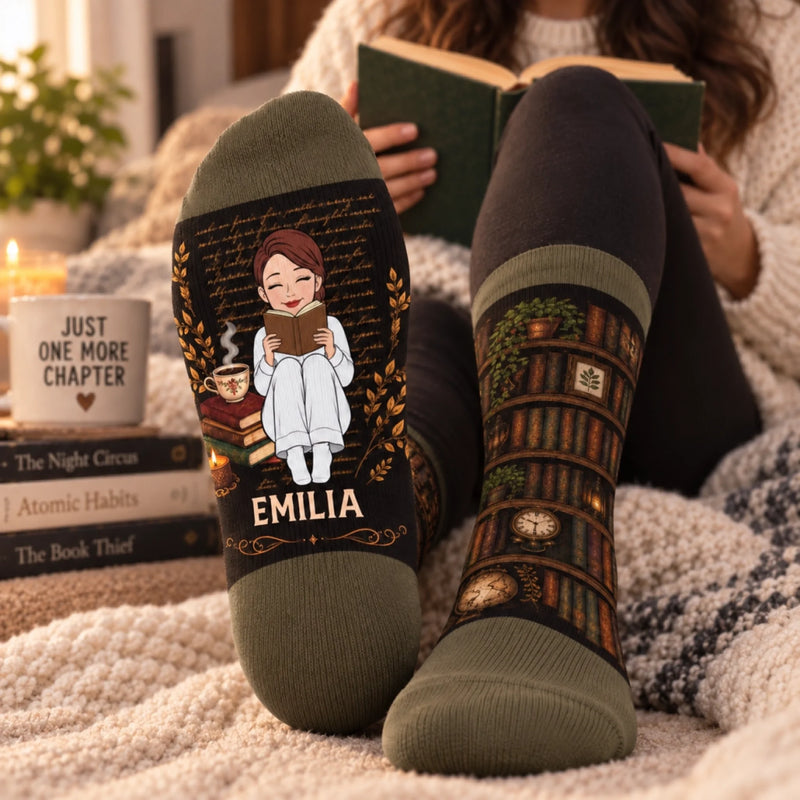 Personalisierte Socken – Geschenk für Buchliebhaber – Buch davor, Perfekt