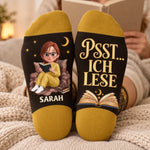 Personalisierte Socken – Geschenk für Buchliebhaber – Mehr Bücher, bitte