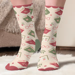 Personalisierte Socken – Geschenk für Buchliebhaber – Zuhause zwischen Seiten