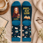 Personalisierte Socken – Geschenk für Buchliebhaber – Seite für Seite glücklich